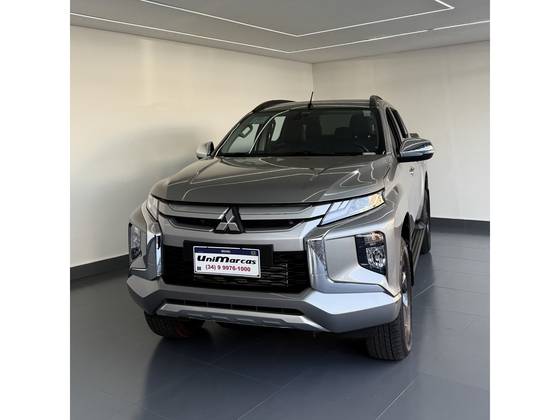 MITSUBISHI TRITON 2.4 BITURBO DIESEL CD HPE 4X4 AUTOMÁTICO